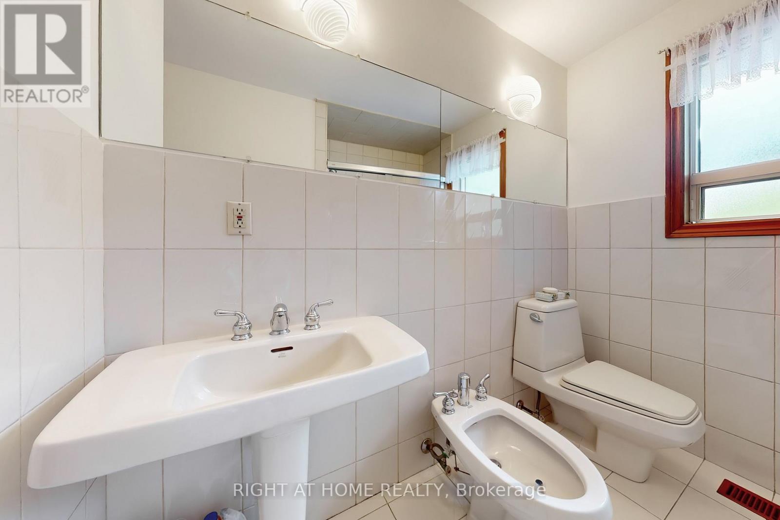 67 Netherford Road, Vaughan (Maple), Ontario  L6A 1E1 - Photo 30 - N12377669