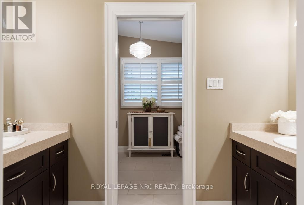 14 Woodington Crescent, St. Catharines, Ontario  L2T 3T7 - Photo 34 - X12373788