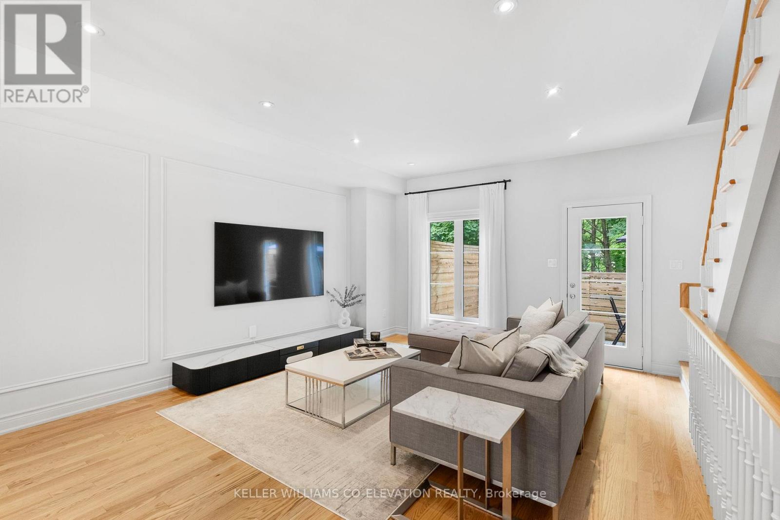 70 Dryden Way, Toronto (Willowridge-Martingrove-Richview), Ontario  M9R 0B2 - Photo 3 - W12388022