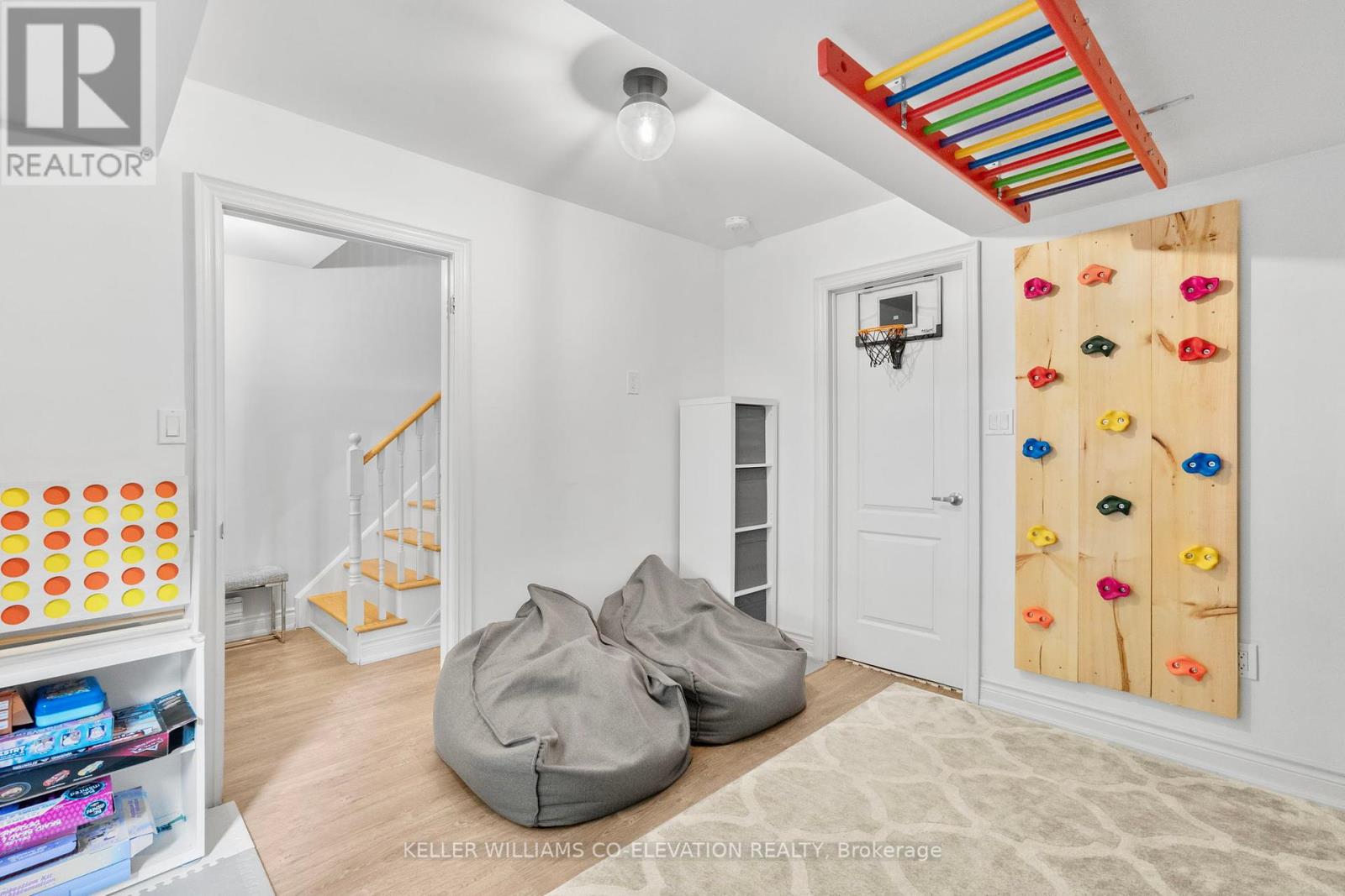 70 Dryden Way, Toronto (Willowridge-Martingrove-Richview), Ontario  M9R 0B2 - Photo 30 - W12388022