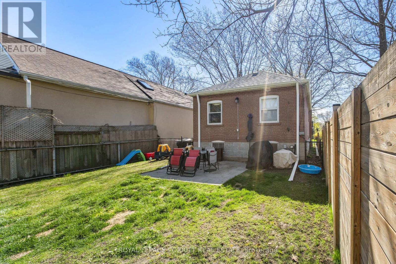 217 Alderbrae Avenue, Toronto, Ontario  M8W 4K4 - Photo 36 - W12388030