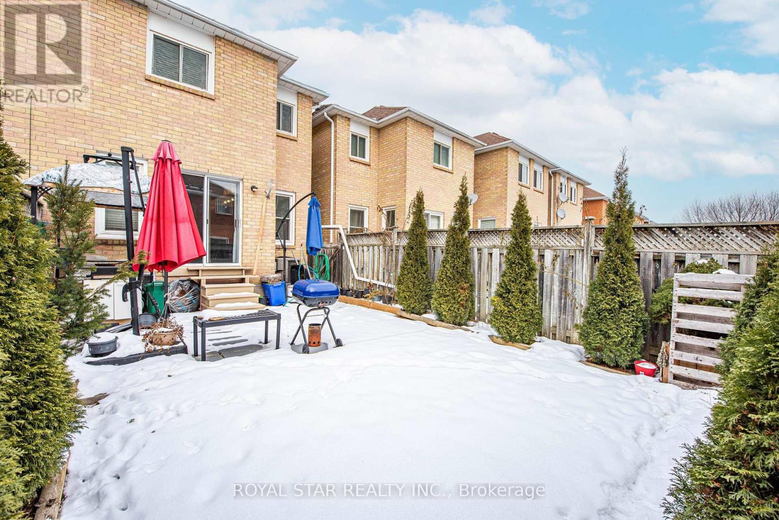 71 Muirland Crescent, Brampton (Northwood Park), Ontario  L6X 4P3 - Photo 39 - W12388034