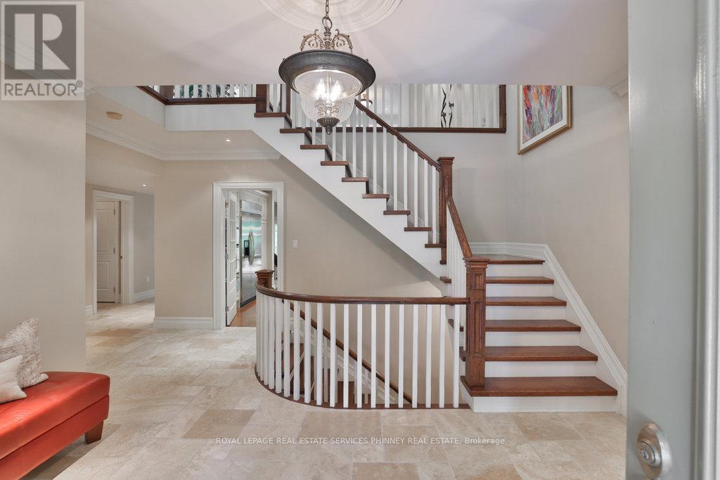 1442 Glenburnie Road, Mississauga, Ontario  L5G 3C8 - Photo 25 - W12388069