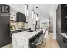 24 - 10 Lunar Crescent, Mississauga (Streetsville), Ca