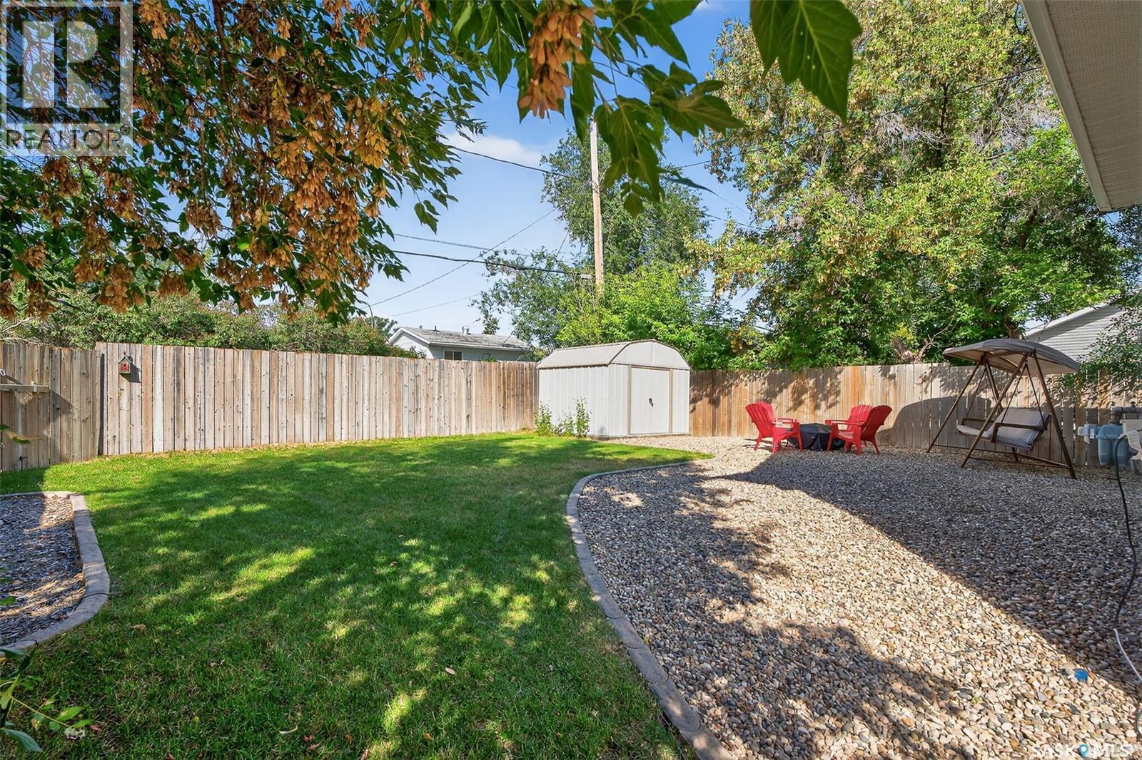 1116 Hochelaga Street W, Moose Jaw, Saskatchewan  S6H 2J2 - Photo 36 - SK017670