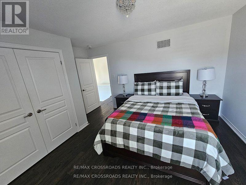35 Cutts Crescent, Hamilton, Ontario  L0R 1C0 - Photo 17 - X12387976