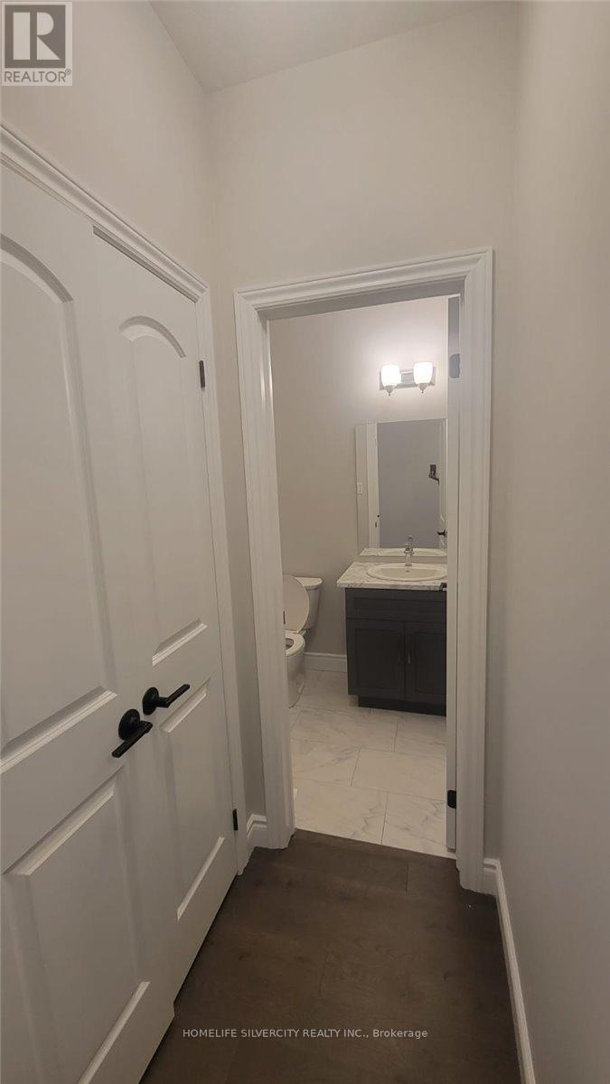 16 Grundy Crescent, East Luther Grand Valley, Ontario  L9W 7S7 - Photo 11 - X12388004