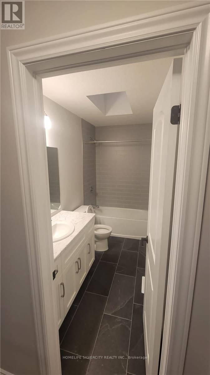16 Grundy Crescent, East Luther Grand Valley, Ontario  L9W 7S7 - Photo 22 - X12388004