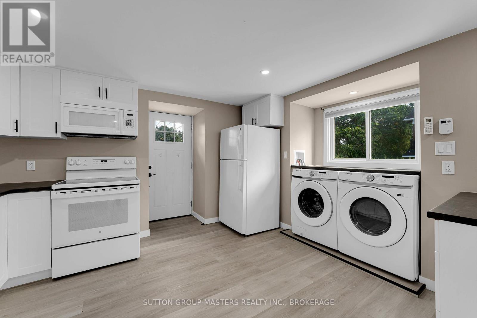 45 Quabbin Road, Front Of Yonge, Ontario  K0E 1R0 - Photo 11 - X12388347