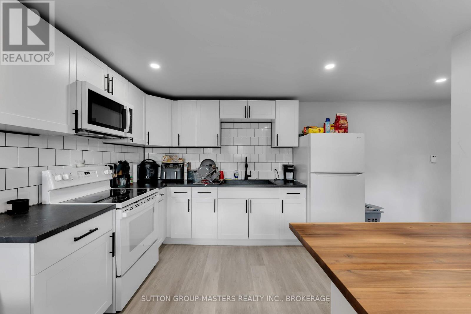 45 Quabbin Road, Front Of Yonge, Ontario  K0E 1R0 - Photo 22 - X12388347