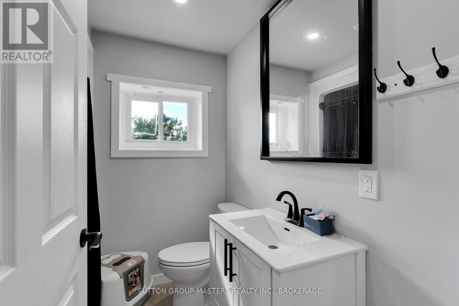45 Quabbin Road, Front Of Yonge, Ontario  K0E 1R0 - Photo 24 - X12388347