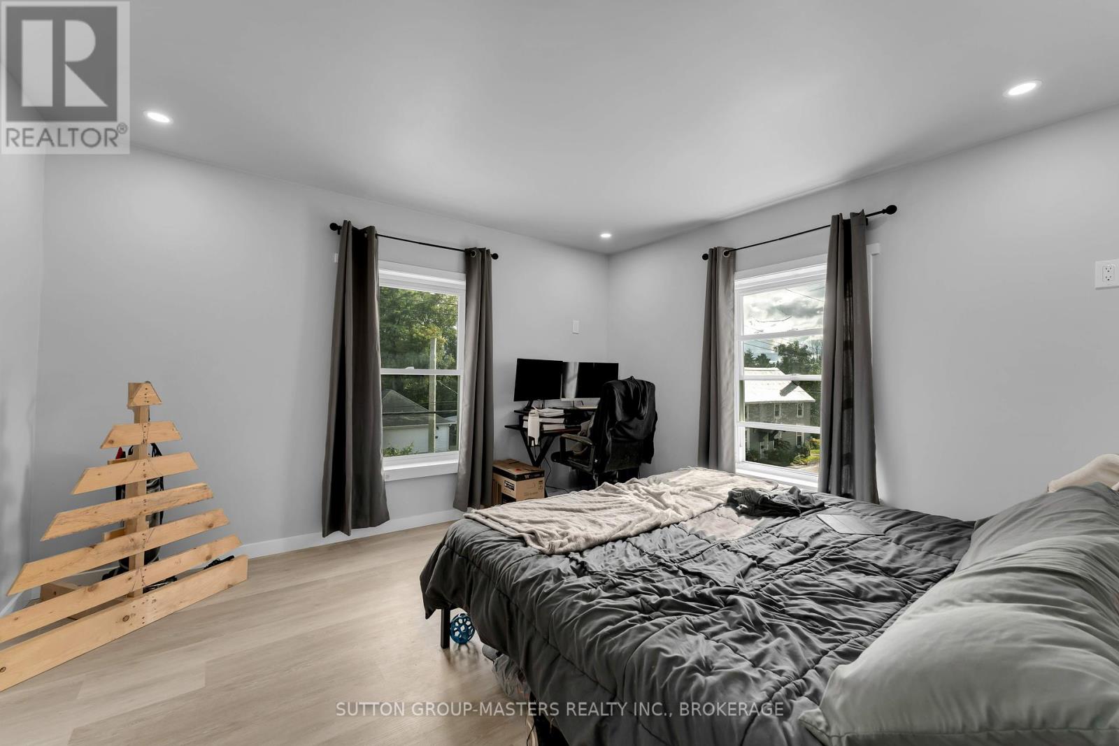 45 Quabbin Road, Front Of Yonge, Ontario  K0E 1R0 - Photo 25 - X12388347