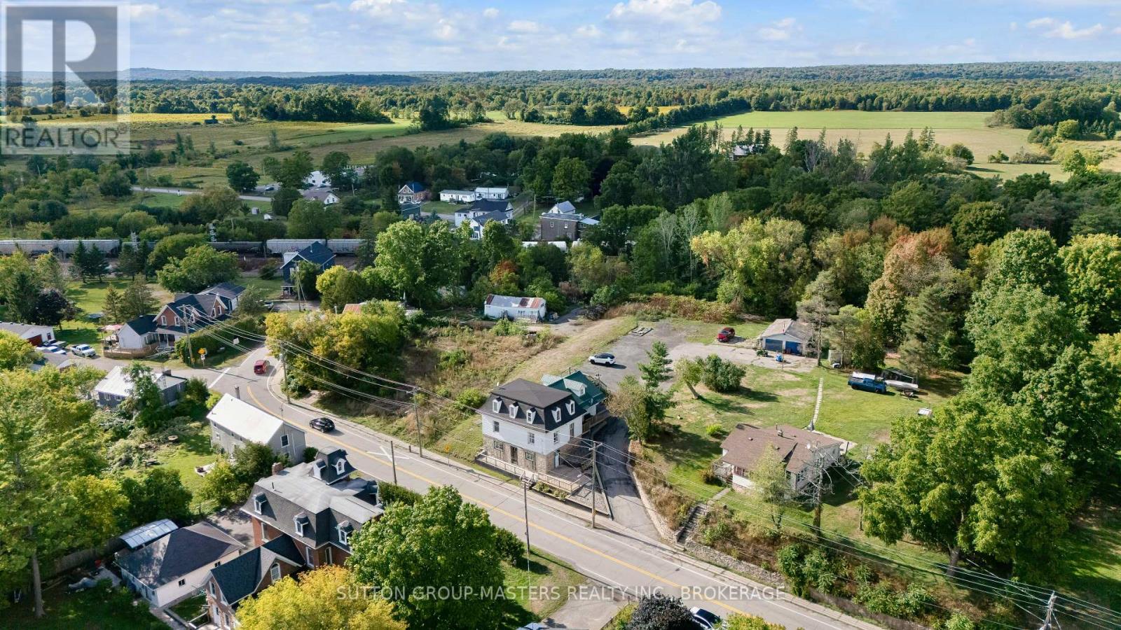 45 Quabbin Road, Front Of Yonge, Ontario  K0E 1R0 - Photo 34 - X12388347