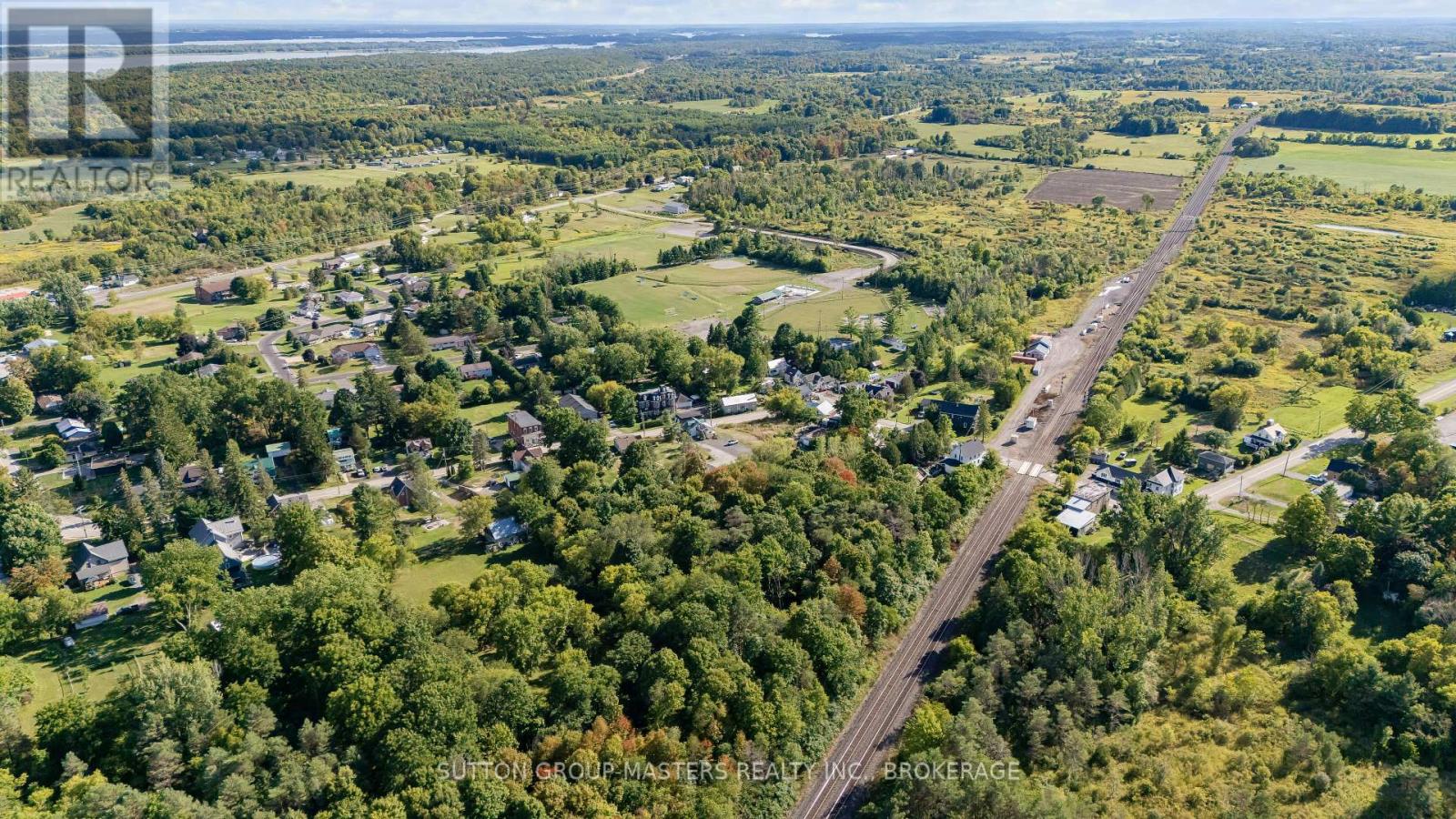 45 Quabbin Road, Front Of Yonge, Ontario  K0E 1R0 - Photo 38 - X12388347
