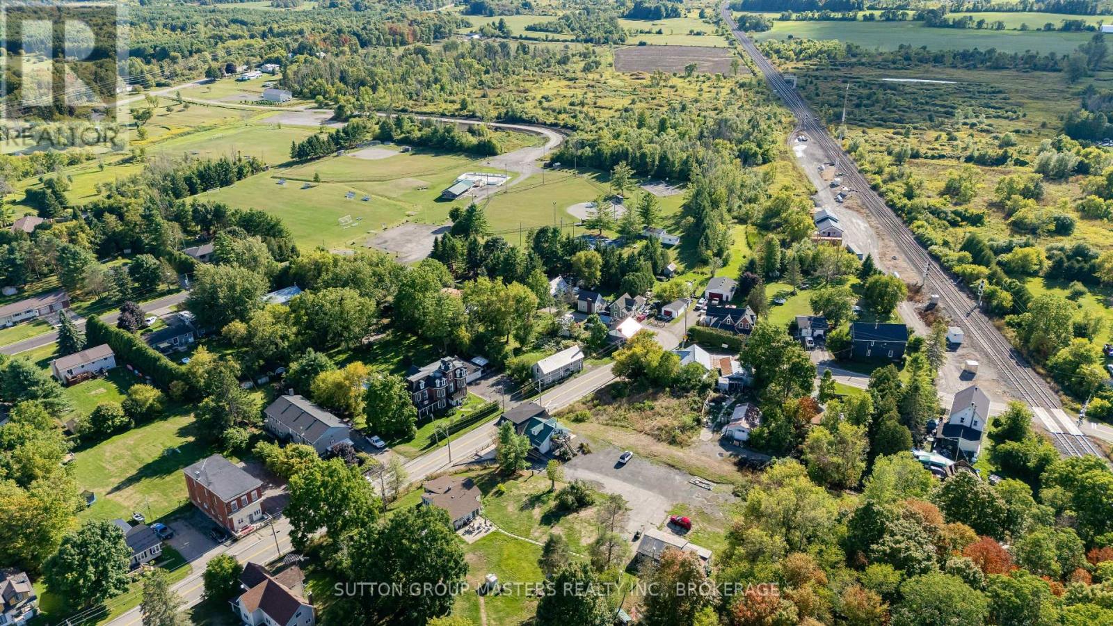 45 Quabbin Road, Front Of Yonge, Ontario  K0E 1R0 - Photo 41 - X12388347