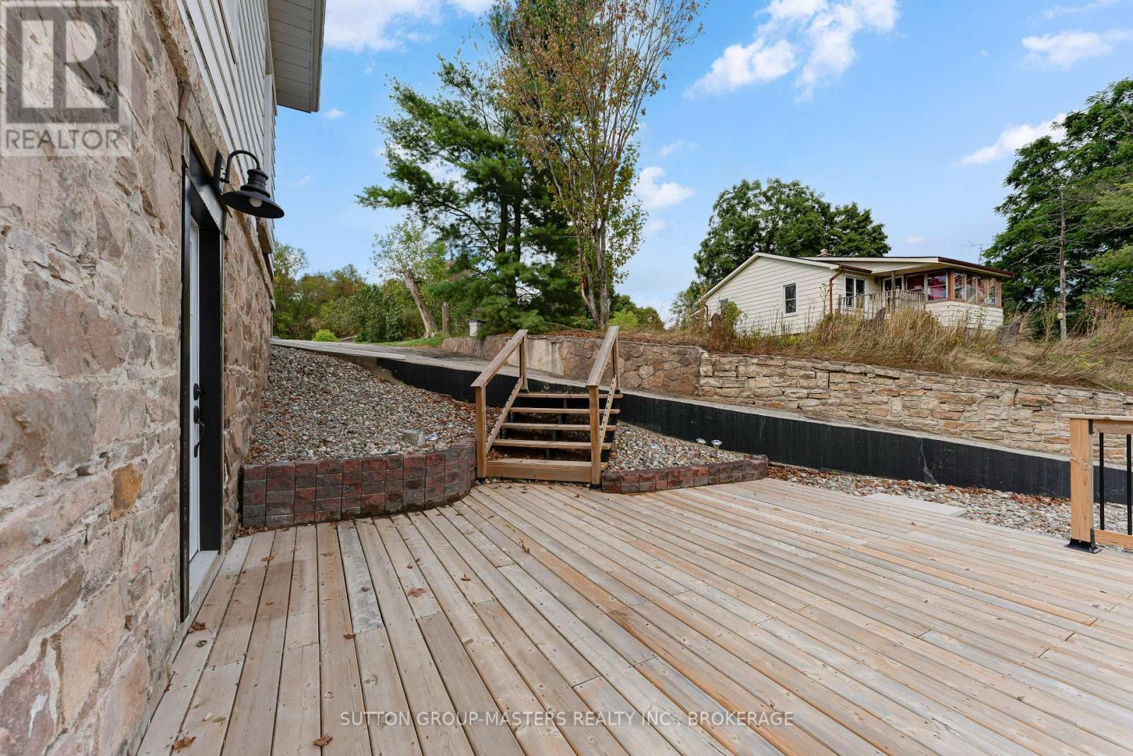 45 Quabbin Road, Front Of Yonge, Ontario  K0E 1R0 - Photo 5 - X12388347