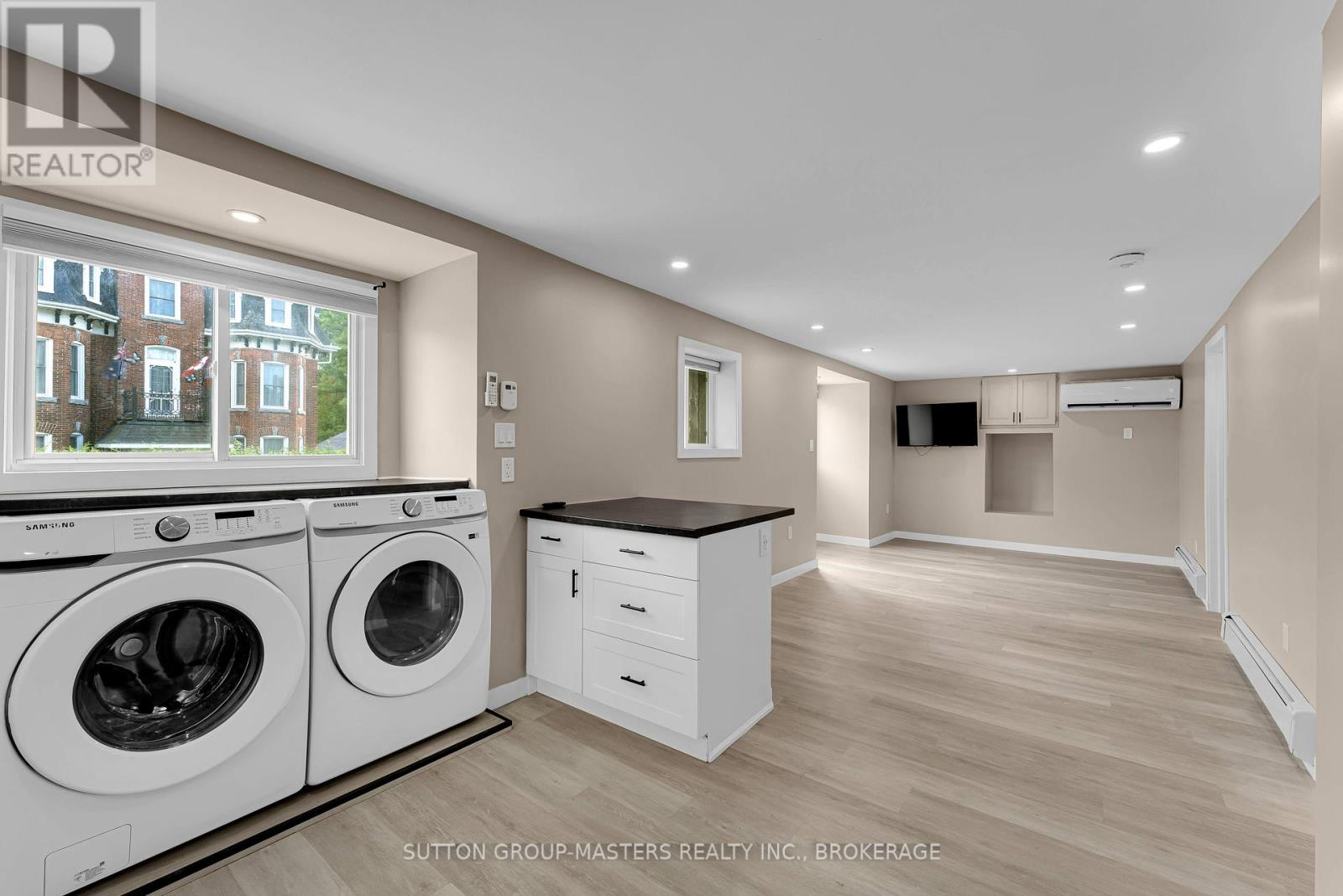 45 Quabbin Road, Front Of Yonge, Ontario  K0E 1R0 - Photo 6 - X12388347