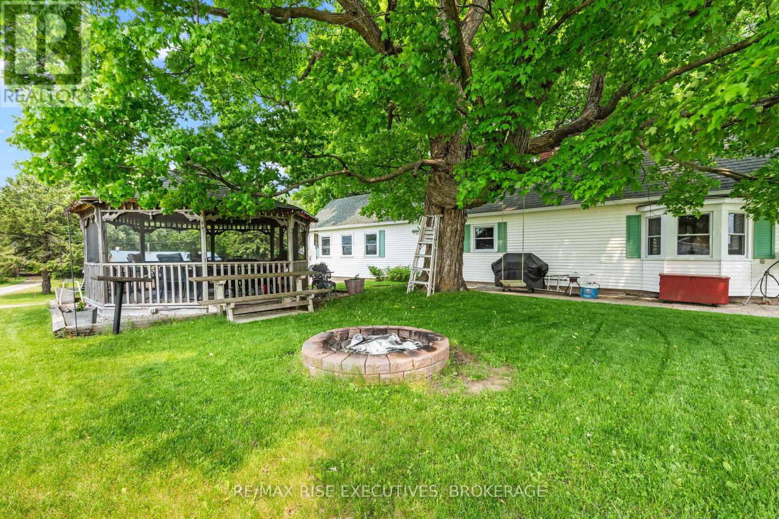 204 R33 N, Rideau Lakes, Ontario  K0G 1V0 - Photo 28 - X12388360