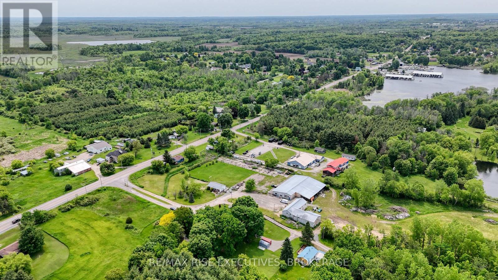 204 R33 N, Rideau Lakes, Ontario  K0G 1V0 - Photo 37 - X12388360