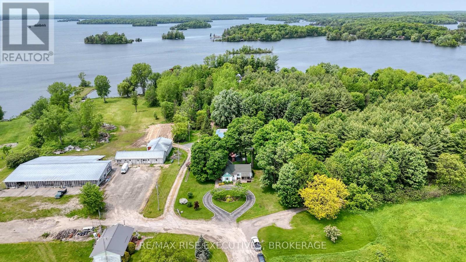 204 R33 N, Rideau Lakes, Ontario  K0G 1V0 - Photo 39 - X12388360