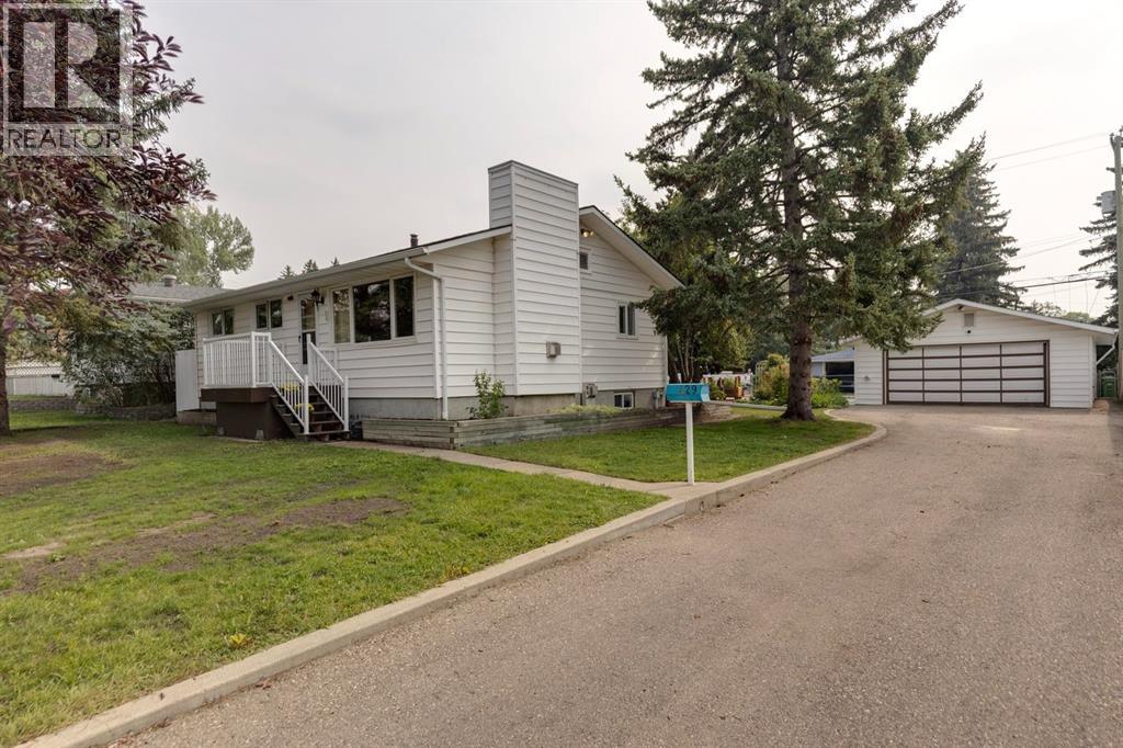 429 3 Avenue Ne, Airdrie, Alberta  T4B 1R8 - Photo 1 - A2254173