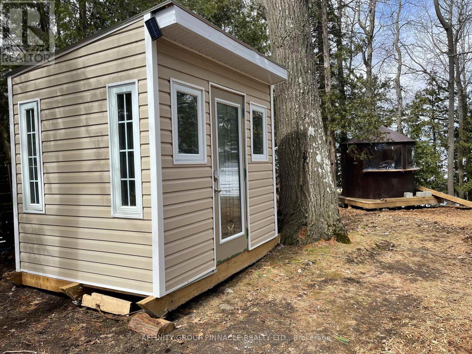 1 Rose Street, Kawartha Lakes, Ontario  K9V 4R6 - Photo 27 - X12388319