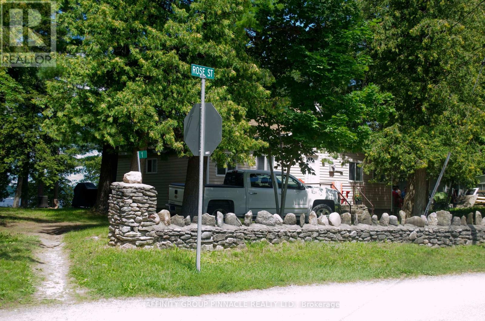 1 Rose Street, Kawartha Lakes, Ontario  K9V 4R6 - Photo 31 - X12388319