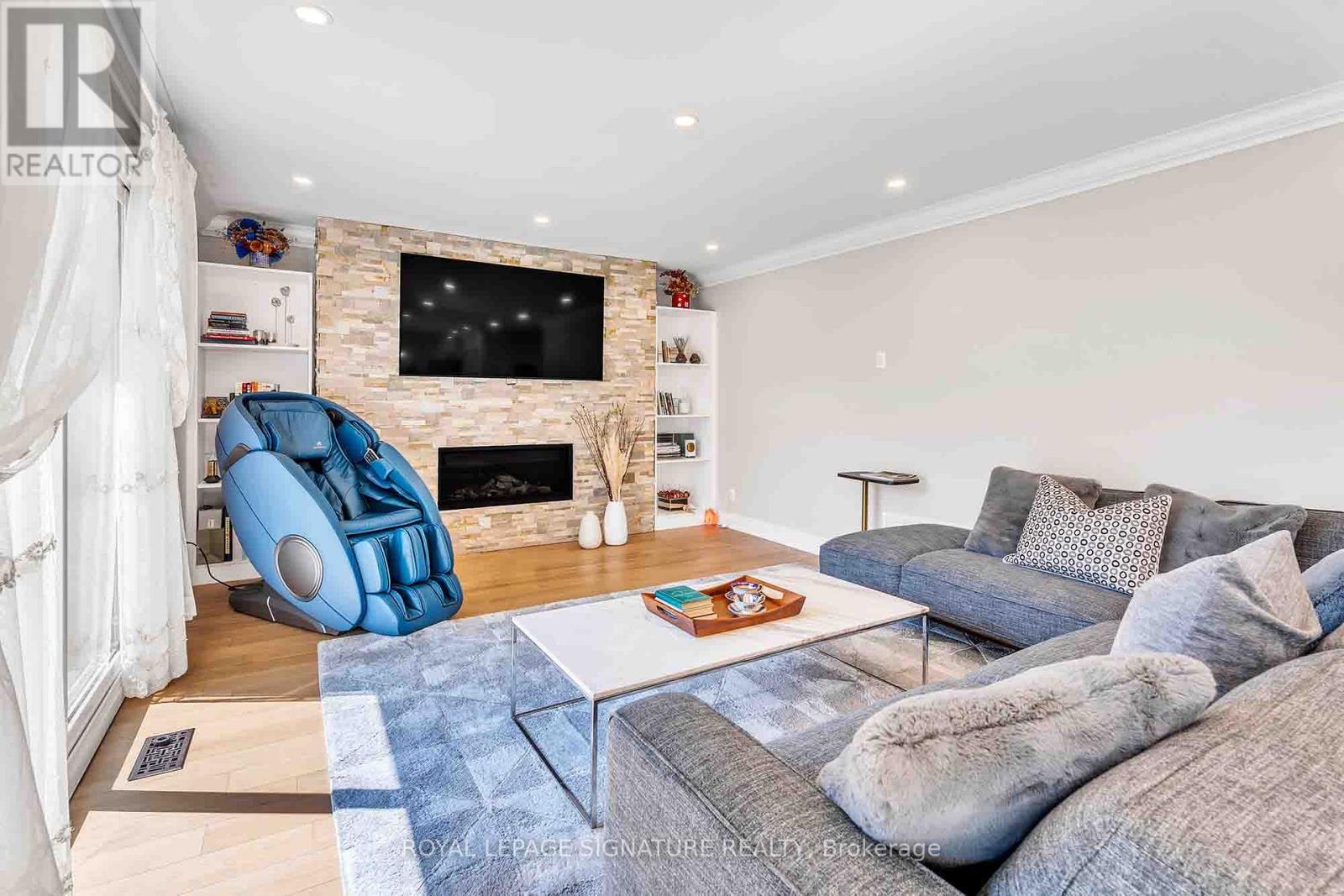 47 Tofino Crescent, Toronto (Banbury-Don Mills), Ontario  M3B 1R9 - Photo 16 - C12388155