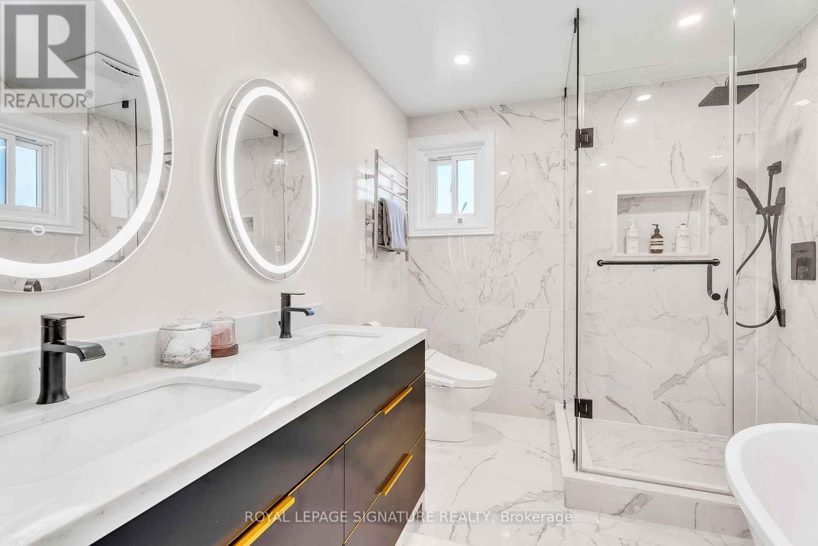 47 Tofino Crescent, Toronto (Banbury-Don Mills), Ontario  M3B 1R9 - Photo 23 - C12388155
