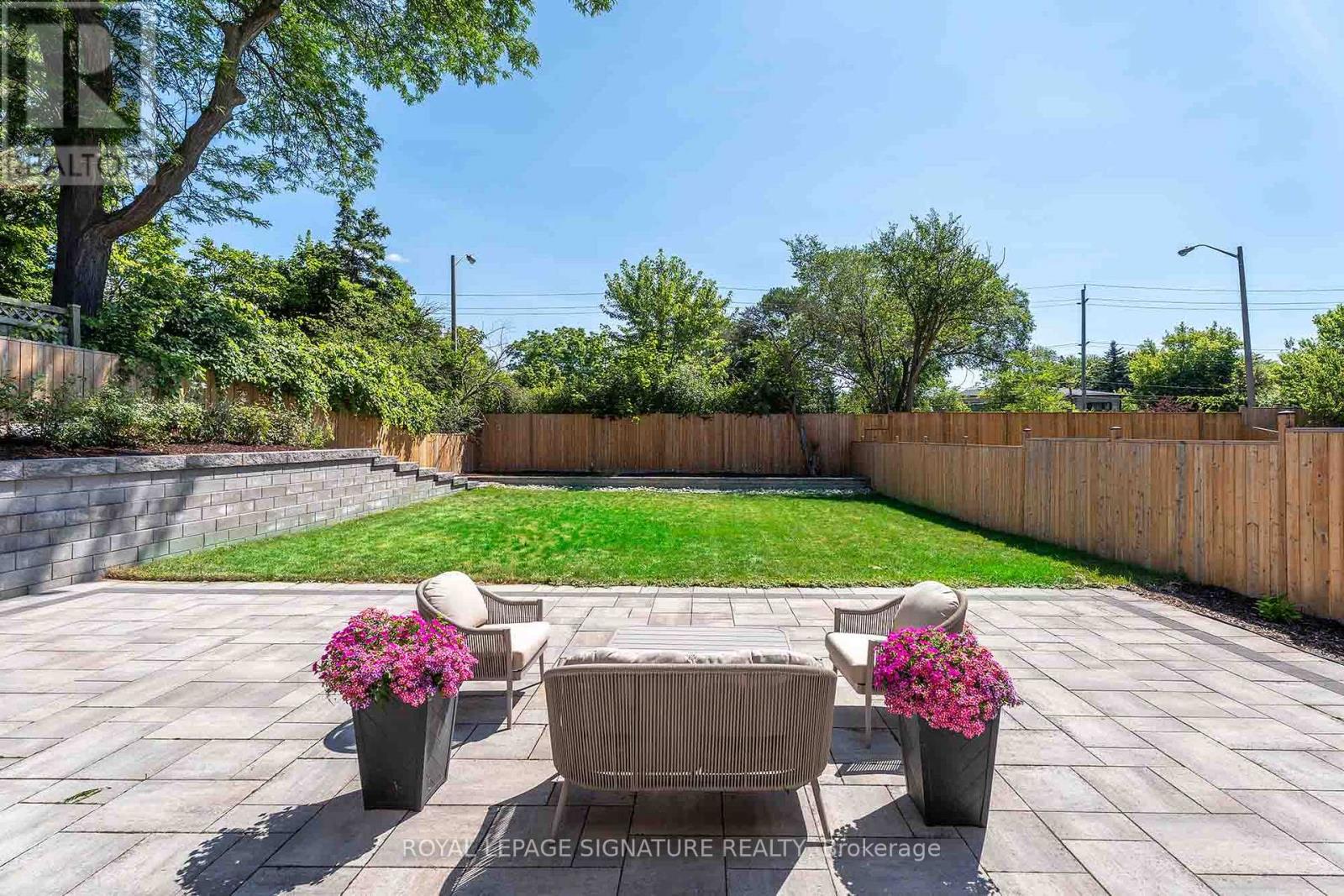 47 Tofino Crescent, Toronto (Banbury-Don Mills), Ontario  M3B 1R9 - Photo 44 - C12388155