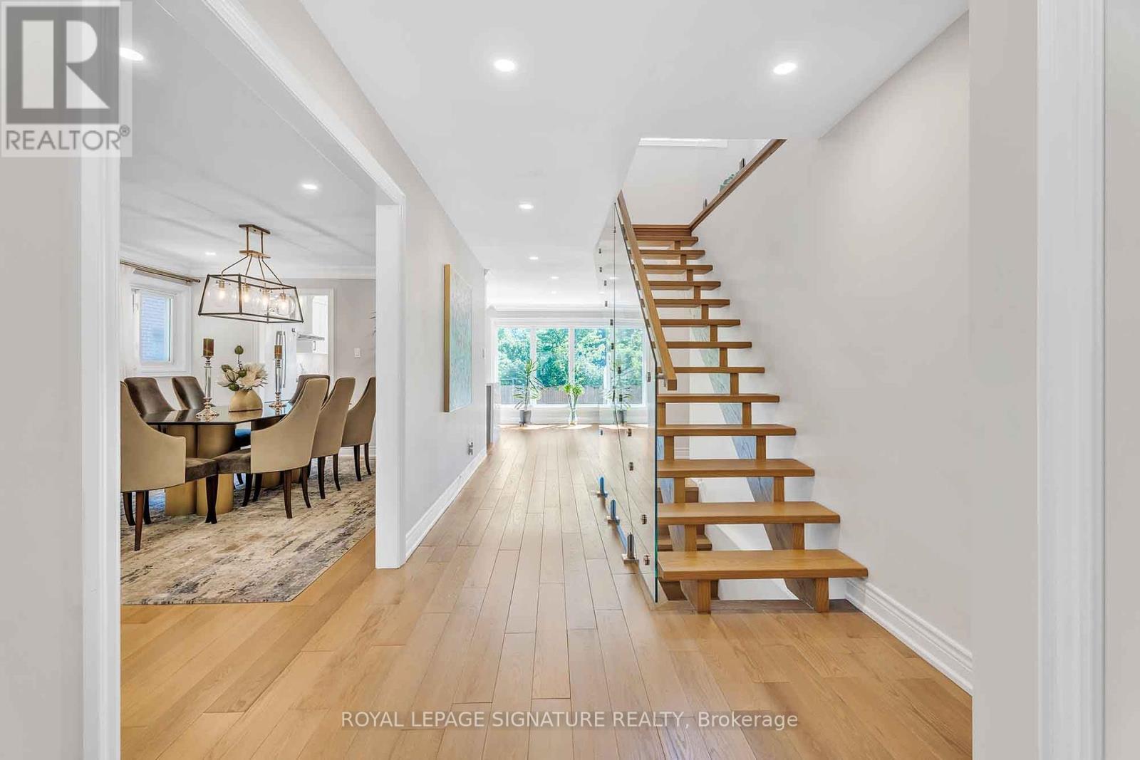 47 Tofino Crescent, Toronto (Banbury-Don Mills), Ontario  M3B 1R9 - Photo 6 - C12388155