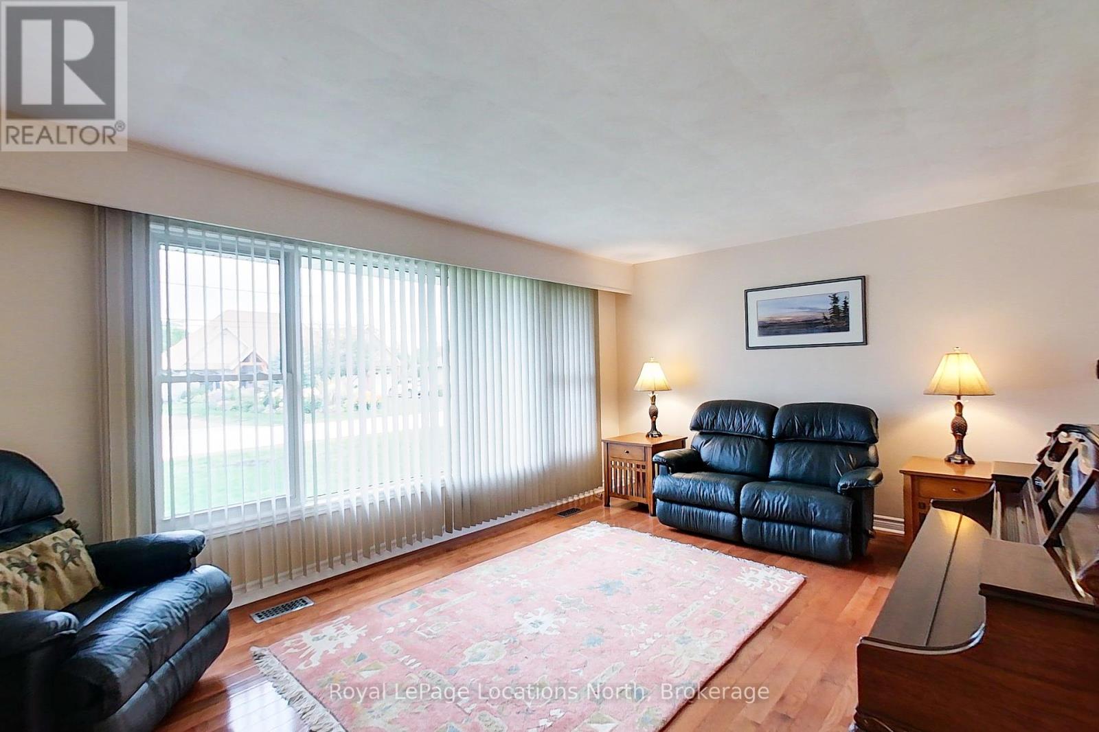 223 Pearson Street, Meaford, Ontario  N4L 1L6 - Photo 20 - X12388401