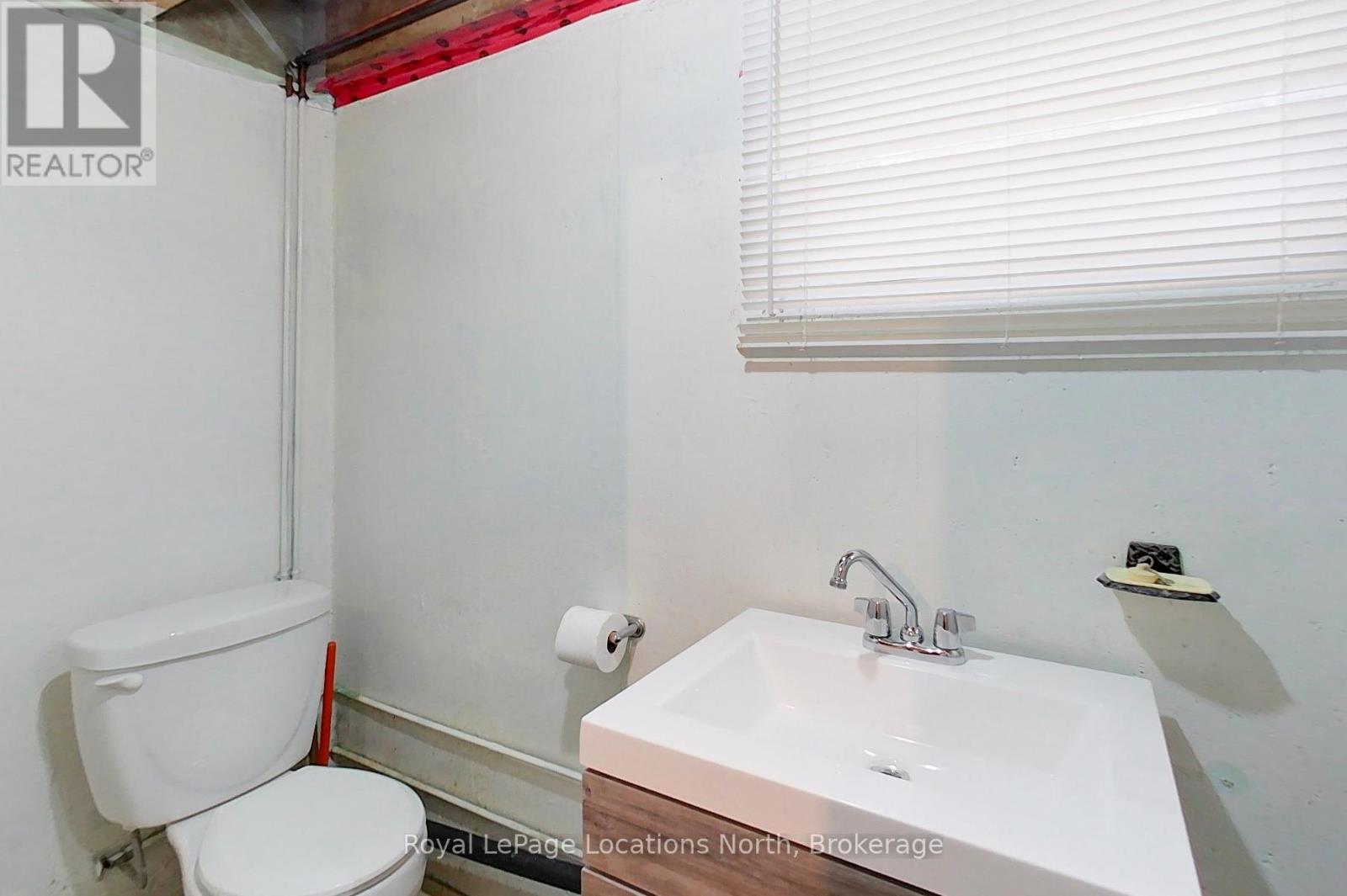 223 Pearson Street, Meaford, Ontario  N4L 1L6 - Photo 43 - X12388401