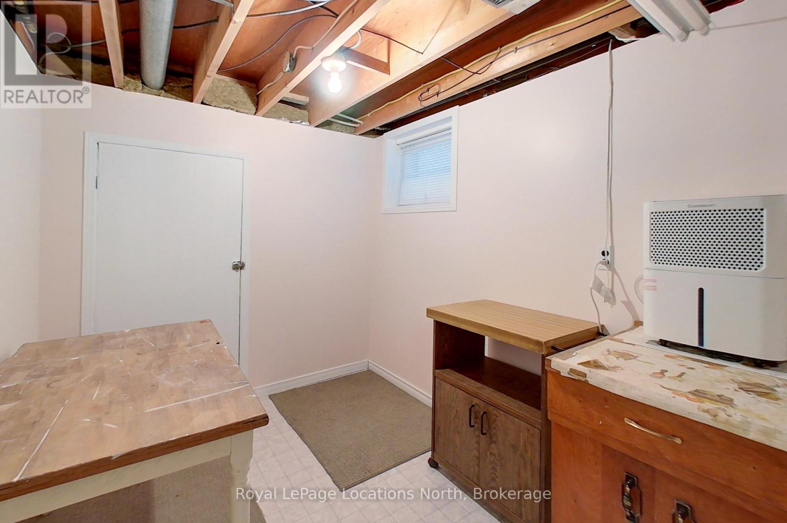 223 Pearson Street, Meaford, Ontario  N4L 1L6 - Photo 44 - X12388401