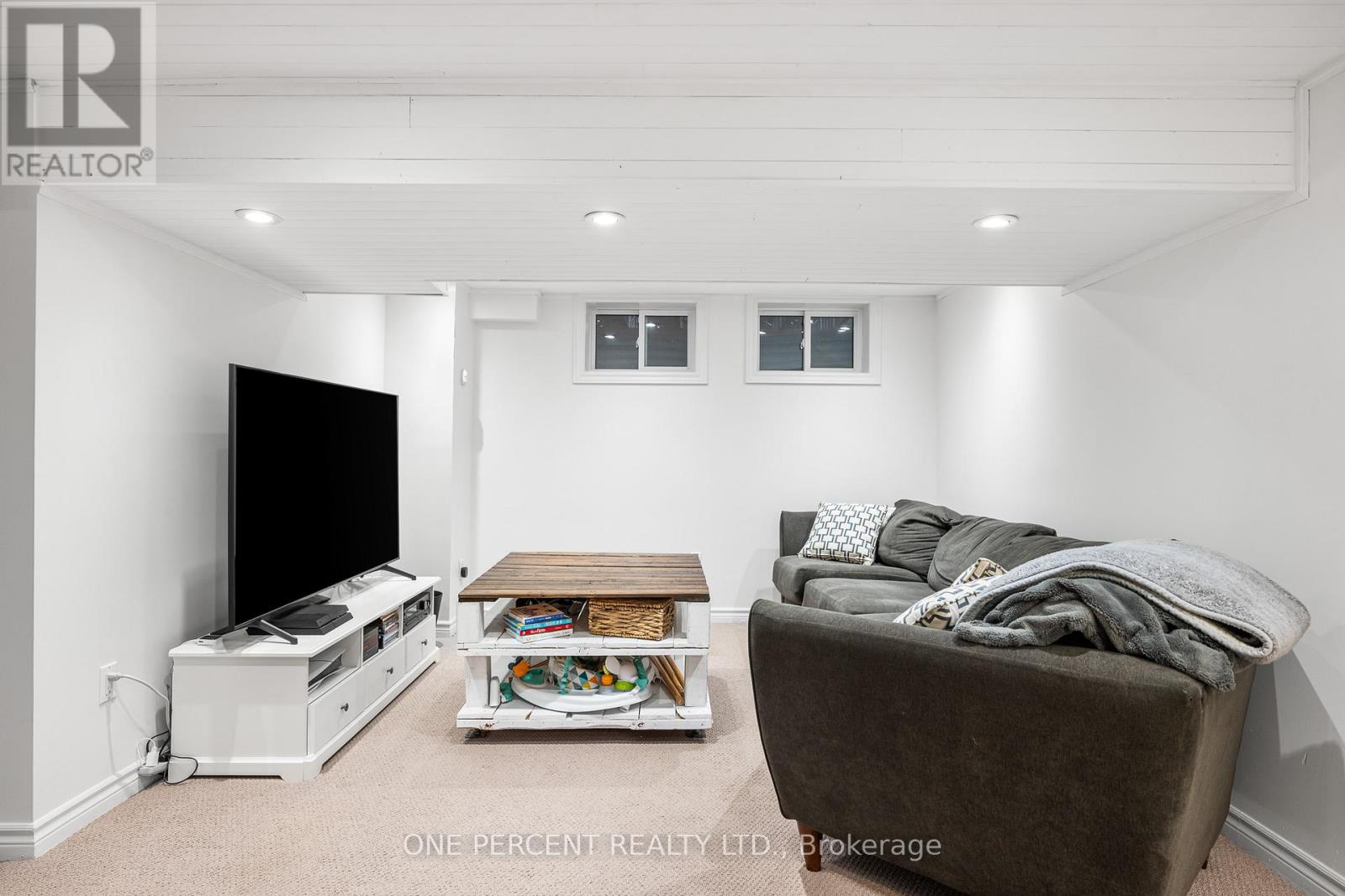 16 Shouldice Crescent, Ottawa, Ontario  K2L 1M9 - Photo 26 - X12388351