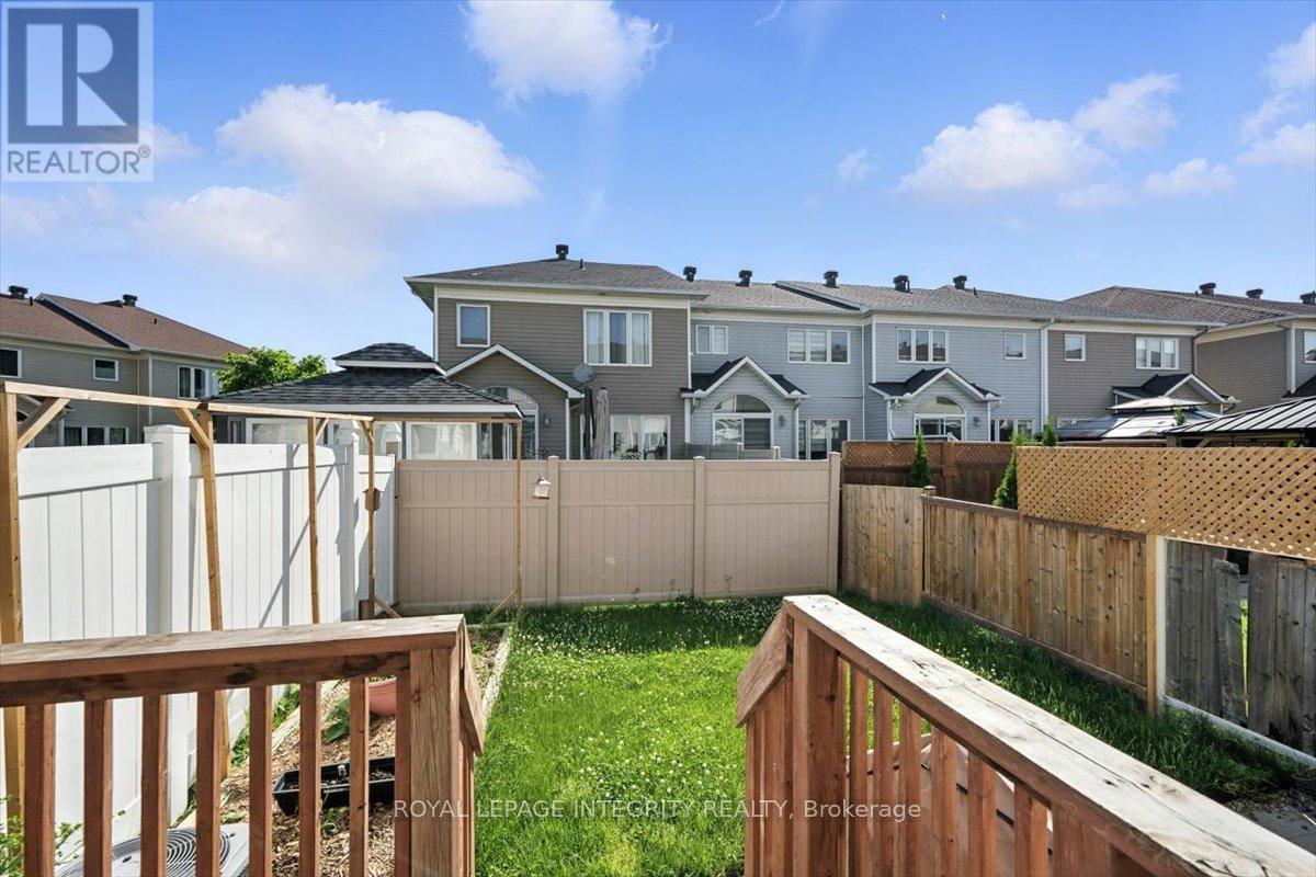 748 Morningstar Way, Ottawa, Ontario  K1W 0G6 - Photo 36 - X12388393