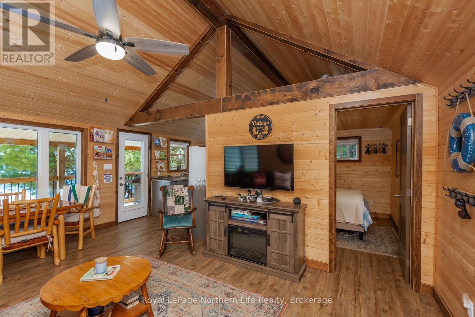 2251 Peninsula Road, North Bay, Ontario  P1B 8G4 - Photo 7 - X12388106