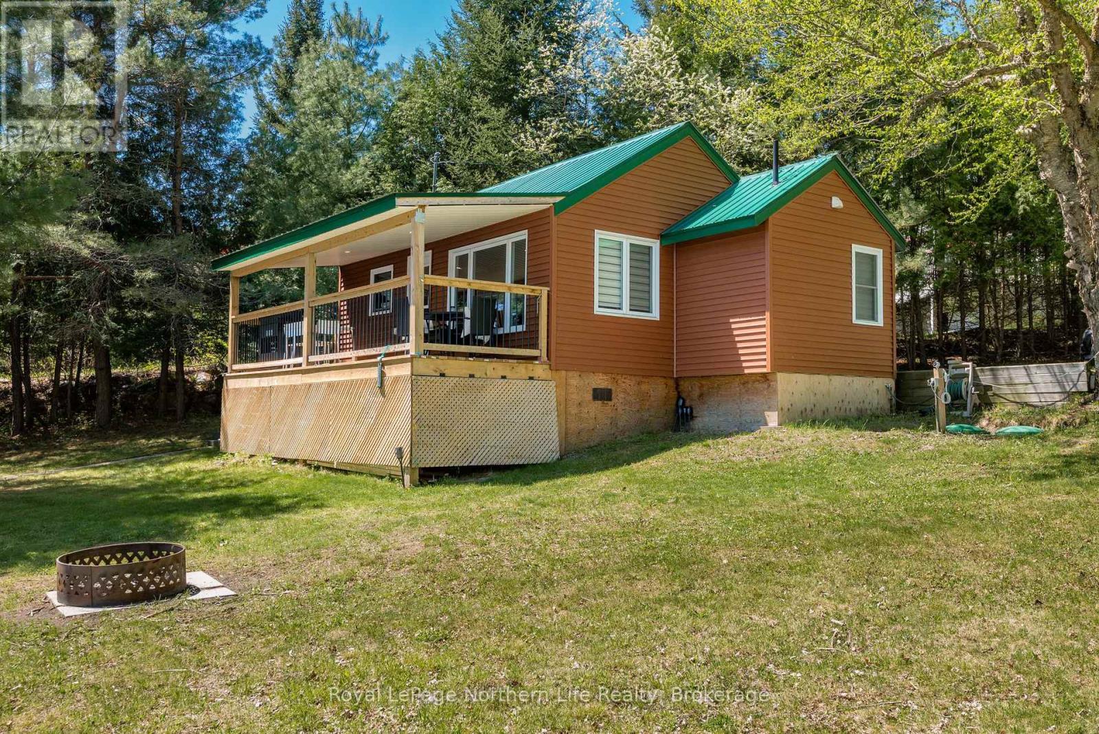 2251 Peninsula Road, North Bay, Ontario  P1B 8G4 - Photo 3 - X12388106