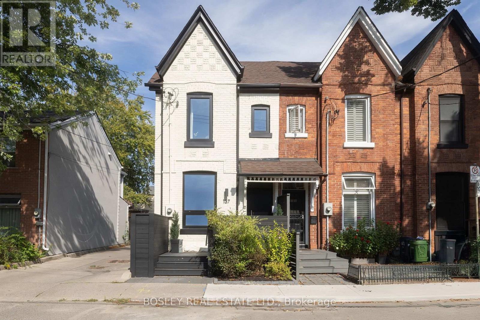 Property at 137 MUNRO STREET image 2
