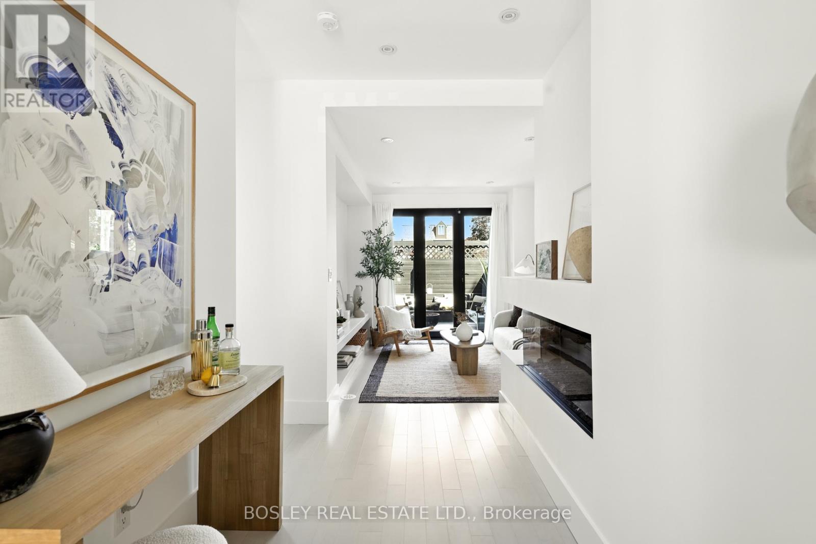 Property at 137 MUNRO STREET image 5