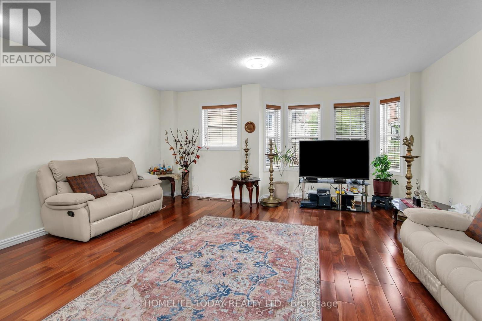 2nd & 3rd Floor - 33 Archibald Mews, Toronto, Ontario  M1P 0A5 - Photo 15 - E12388257