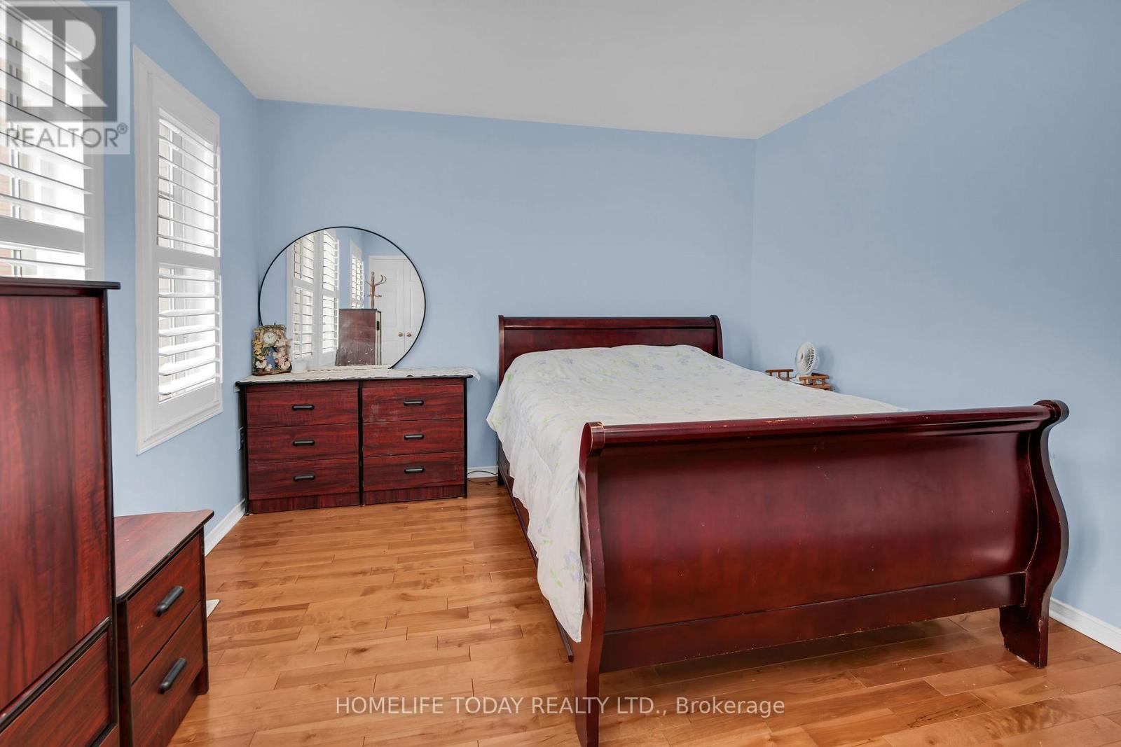 2nd & 3rd Floor - 33 Archibald Mews, Toronto, Ontario  M1P 0A5 - Photo 29 - E12388257
