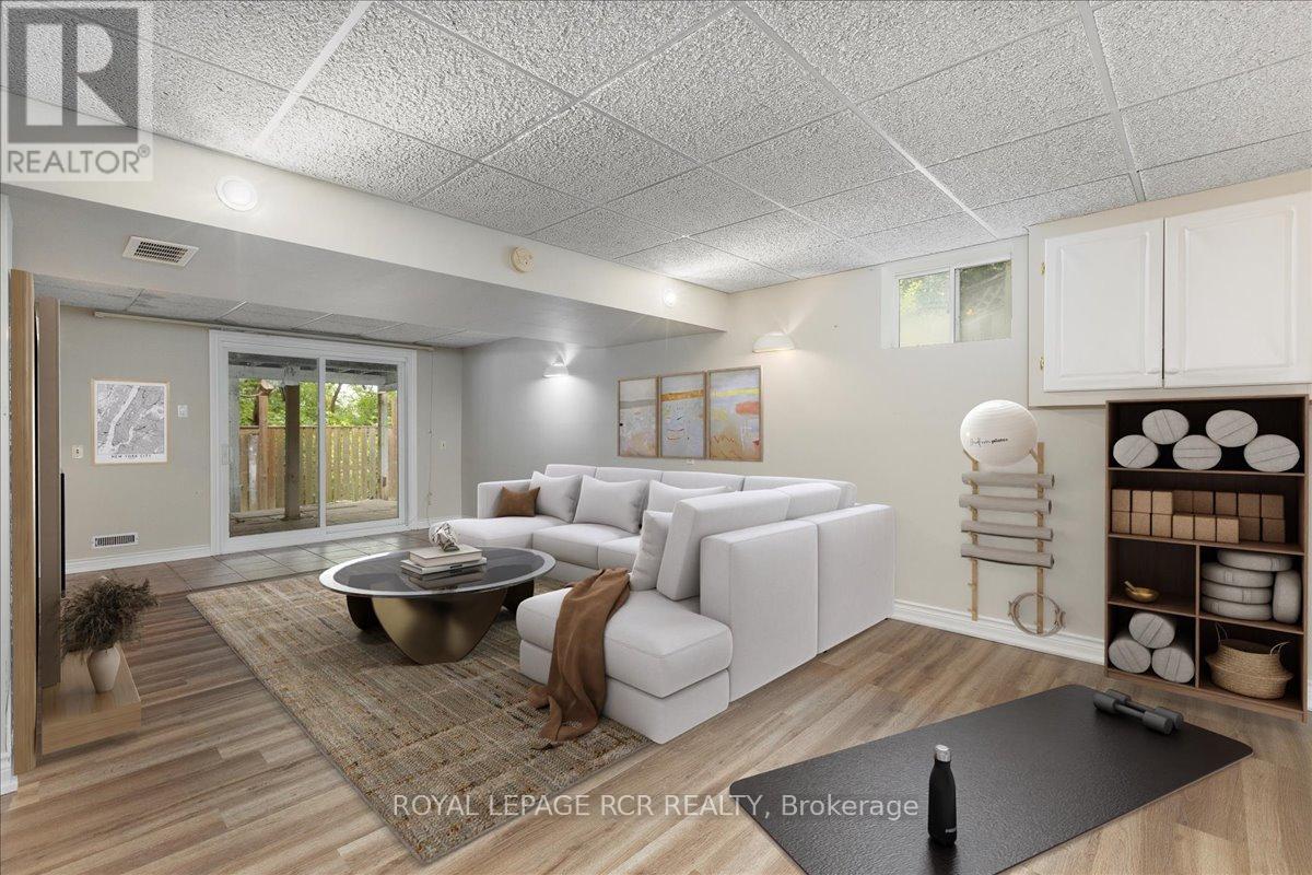 3 Royal Oak Road, East Gwillimbury (Mt Albert), Ontario  L0G 1M0 - Photo 21 - N12388093