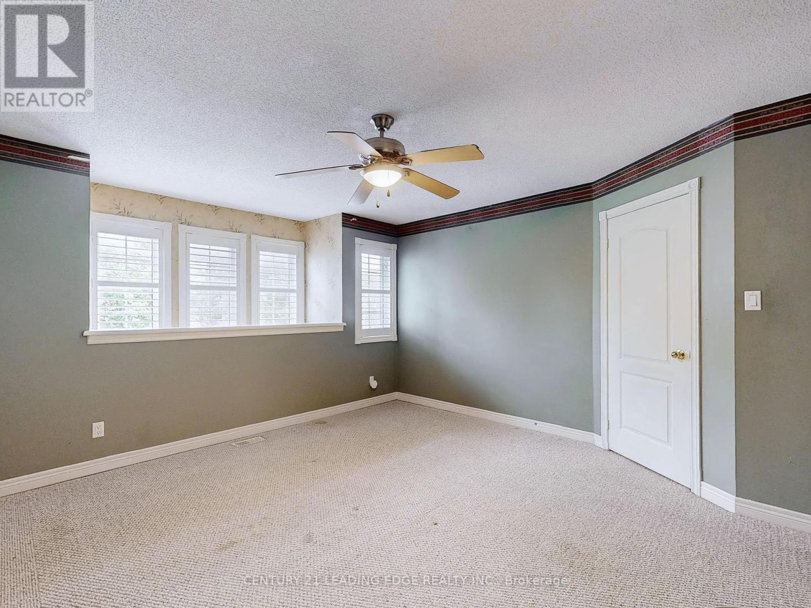 977 Lake Drive E, Georgina (Sutton & Jackson's Point), Ontario  L0E 1L0 - Photo 20 - N12388114
