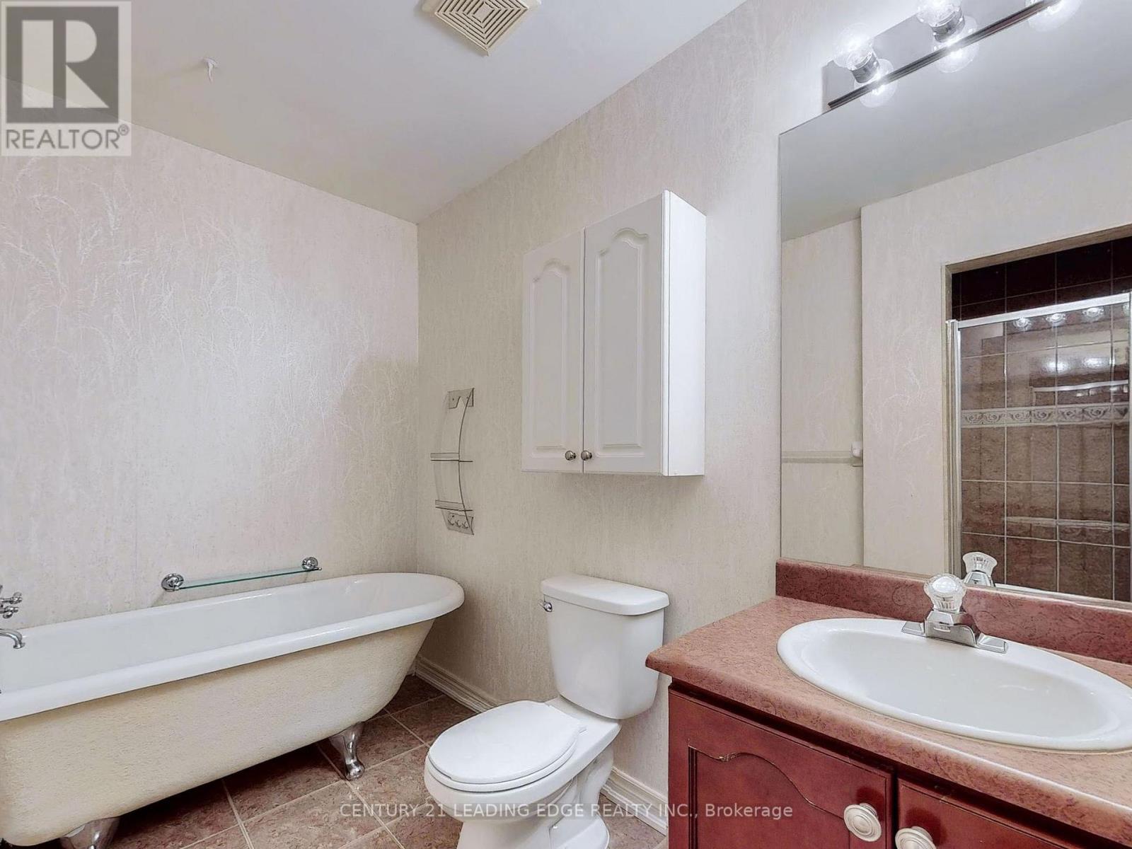 977 Lake Drive E, Georgina (Sutton & Jackson's Point), Ontario  L0E 1L0 - Photo 22 - N12388114