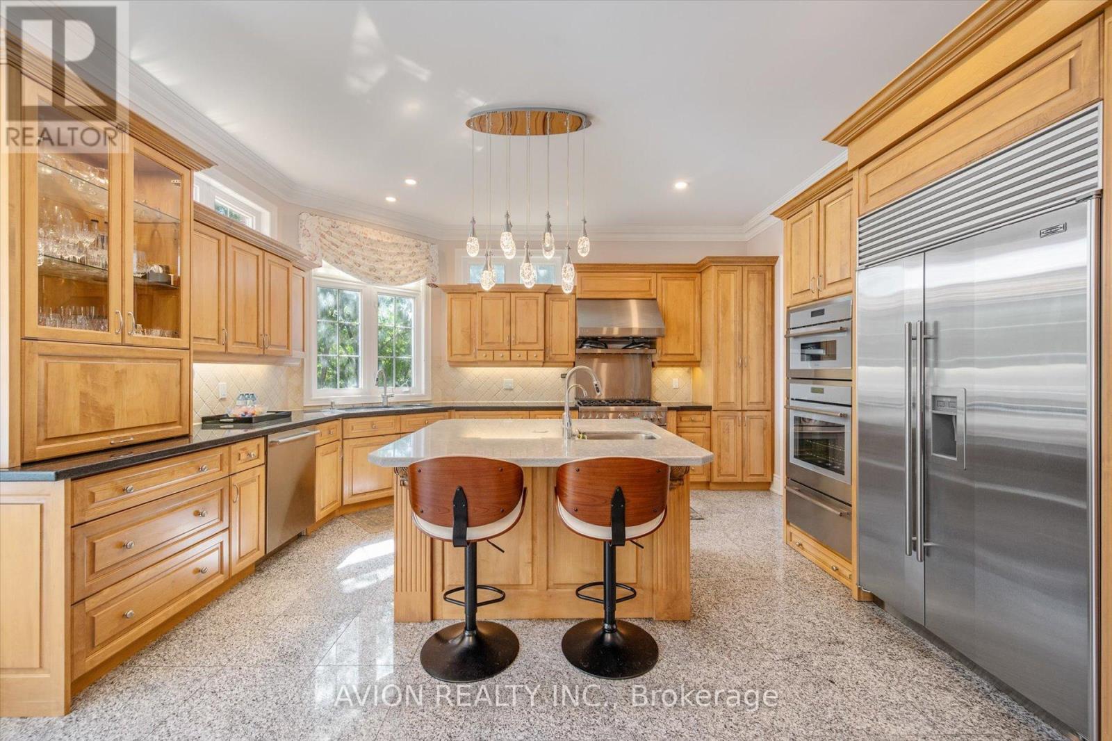 37 Frybrook Crescent, Richmond Hill (Bayview Hill), Ontario  L4B 4B9 - Photo 11 - N12388156