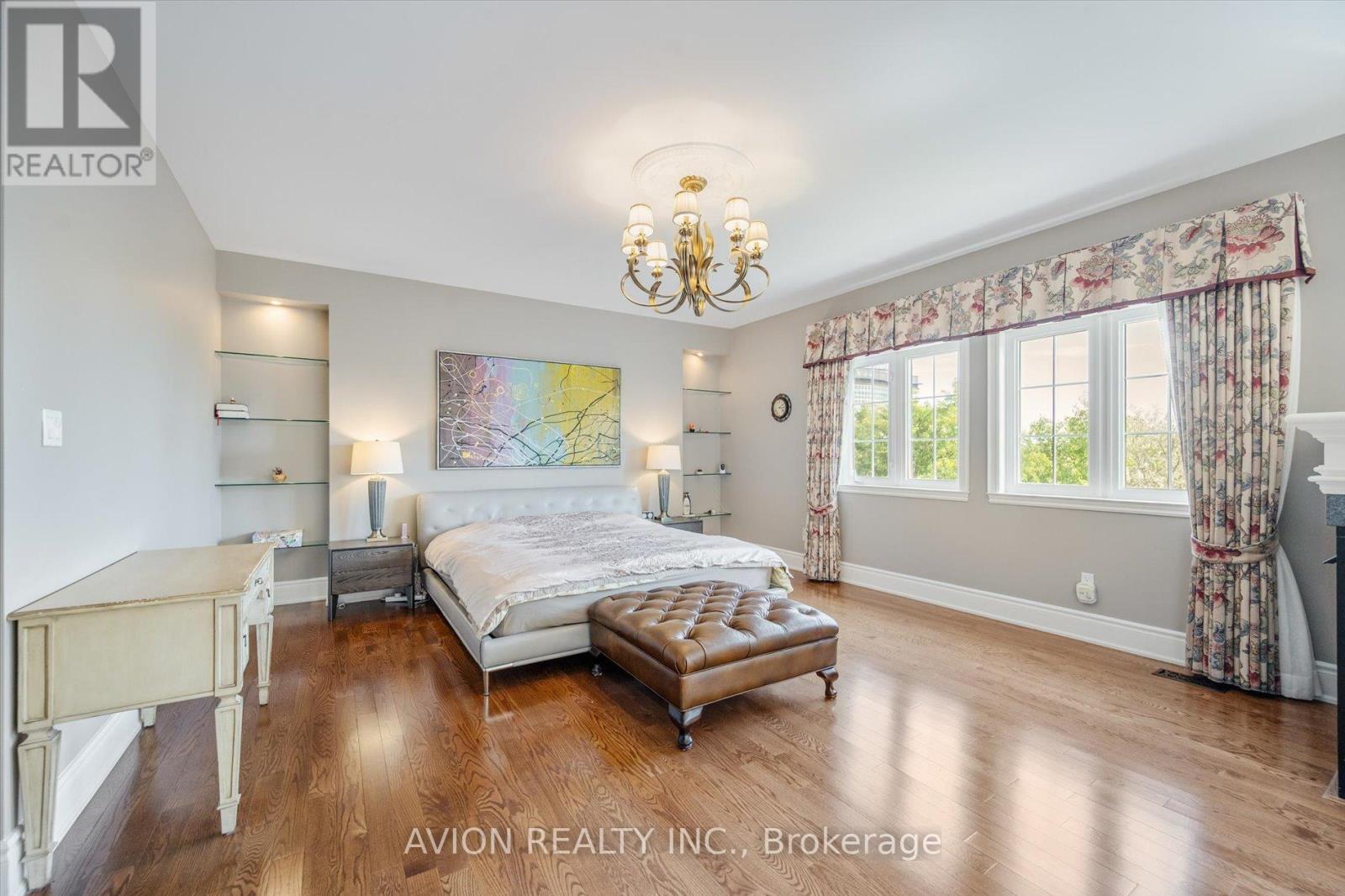 37 Frybrook Crescent, Richmond Hill (Bayview Hill), Ontario  L4B 4B9 - Photo 19 - N12388156