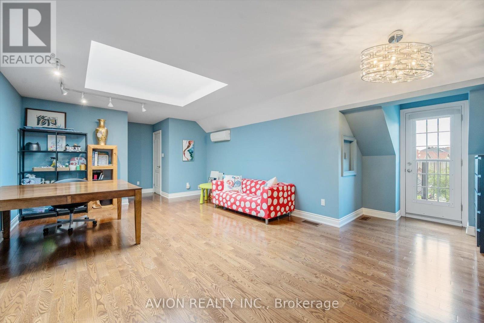 37 Frybrook Crescent, Richmond Hill (Bayview Hill), Ontario  L4B 4B9 - Photo 29 - N12388156
