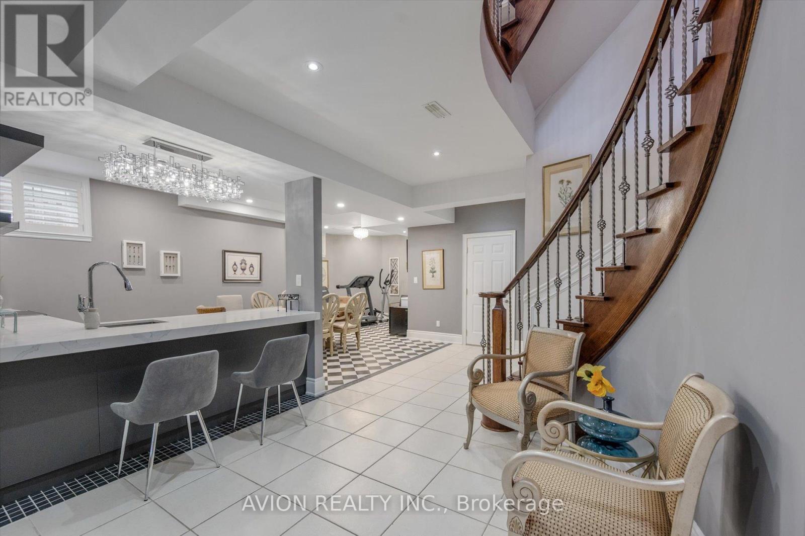 37 Frybrook Crescent, Richmond Hill (Bayview Hill), Ontario  L4B 4B9 - Photo 32 - N12388156