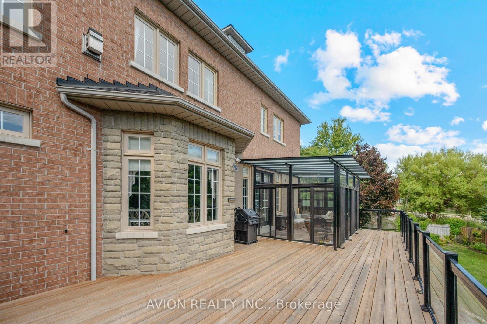 37 Frybrook Crescent, Richmond Hill (Bayview Hill), Ontario  L4B 4B9 - Photo 41 - N12388156